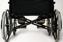 Load image into Gallery viewer, Everest &amp; Jennings Detatchable Desk Arm Bariartric Wheelchair : Paramount XD