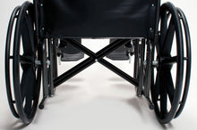 Load image into Gallery viewer, Everest &amp; Jennings Traveler HD Clinical Heavy Duty Wheelchair